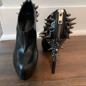 Ruthie Davis size 37 boots NEW!